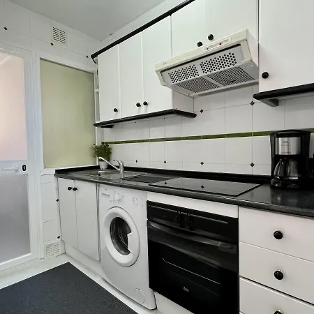 Zeus De Riviera Del Sol Apartmán *